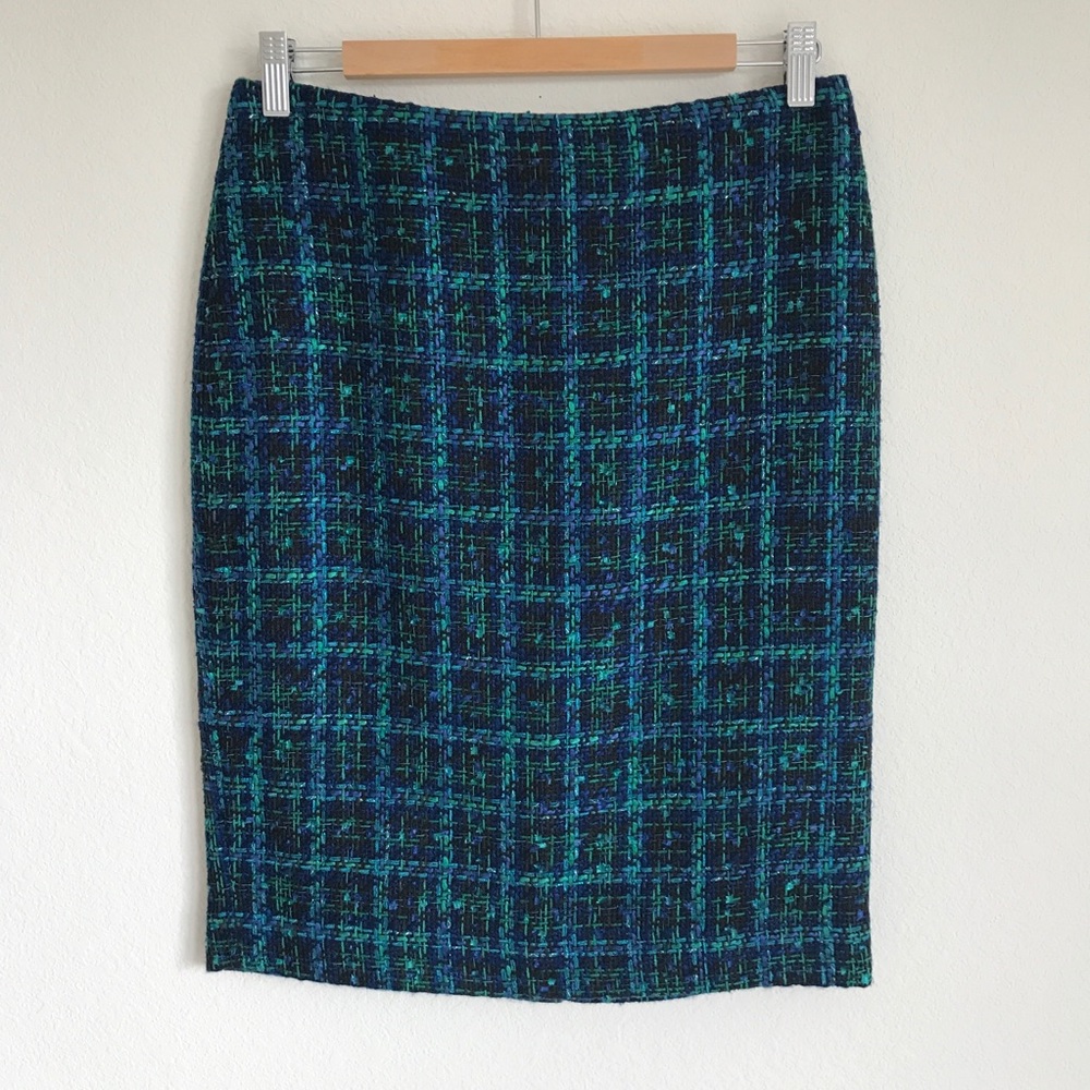 NWOT Karl Lagerfeld Sparkly Bouclé Pencil Skirt 4